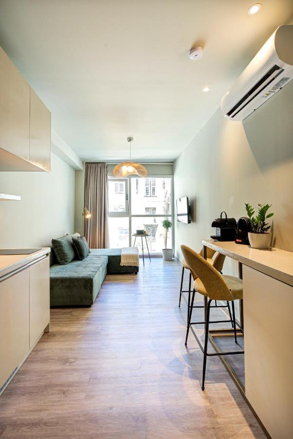 Yalarent Stunning Apartments At The Heart Of أثينا المظهر الخارجي الصورة