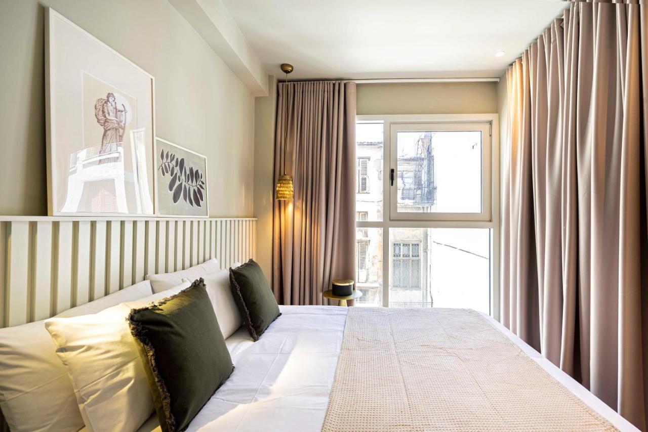 Yalarent Stunning Apartments At The Heart Of أثينا المظهر الخارجي الصورة