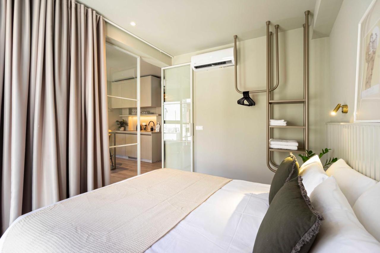 Yalarent Stunning Apartments At The Heart Of أثينا المظهر الخارجي الصورة