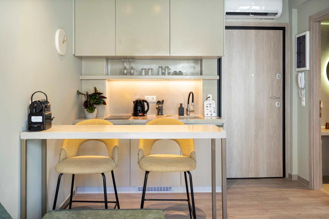 Yalarent Stunning Apartments At The Heart Of أثينا المظهر الخارجي الصورة