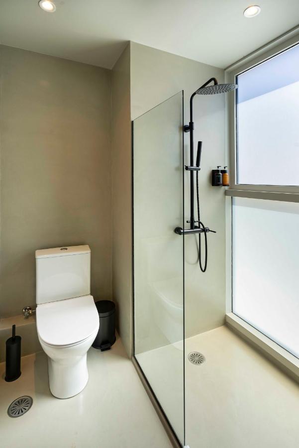 Yalarent Stunning Apartments At The Heart Of أثينا المظهر الخارجي الصورة