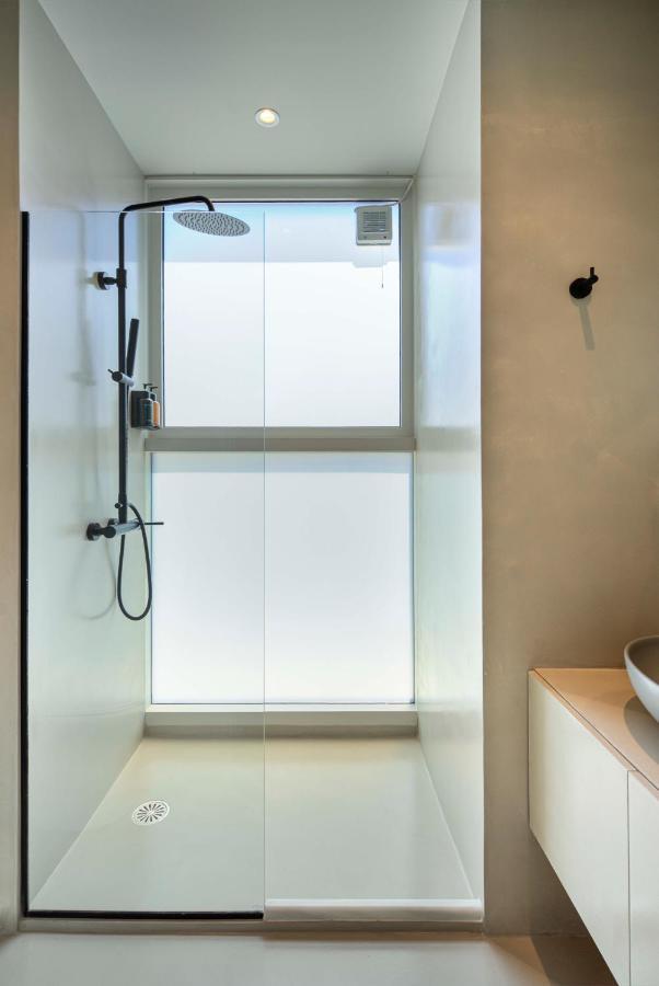 Yalarent Stunning Apartments At The Heart Of أثينا المظهر الخارجي الصورة